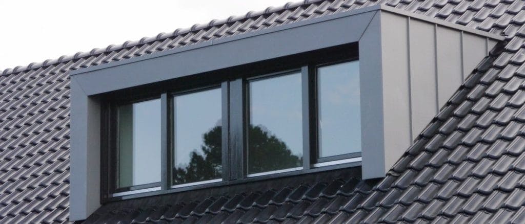 Wat kost een dakkapel laten plaatsen? Lees hier de bespaartips!